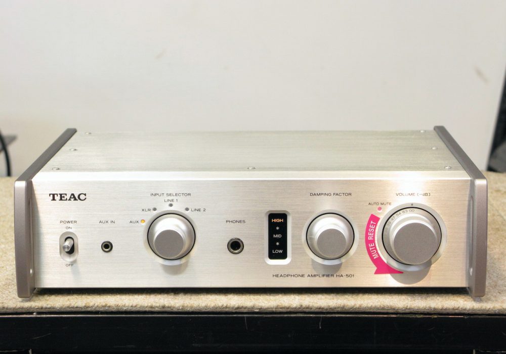 TEAC HA-501 耳机放大器