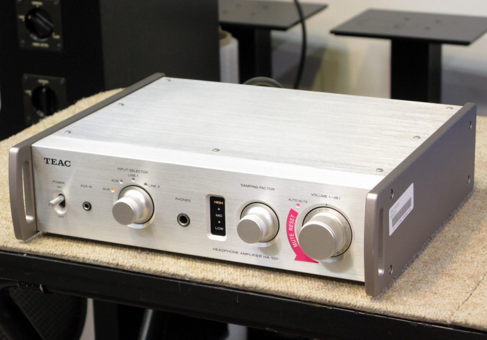 TEAC HA-501 耳机放大器