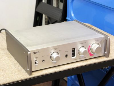 TEAC HA-501 耳机放大器