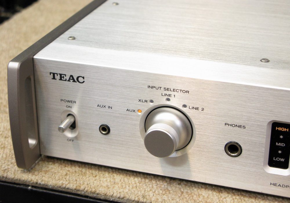 TEAC HA-501 耳机放大器