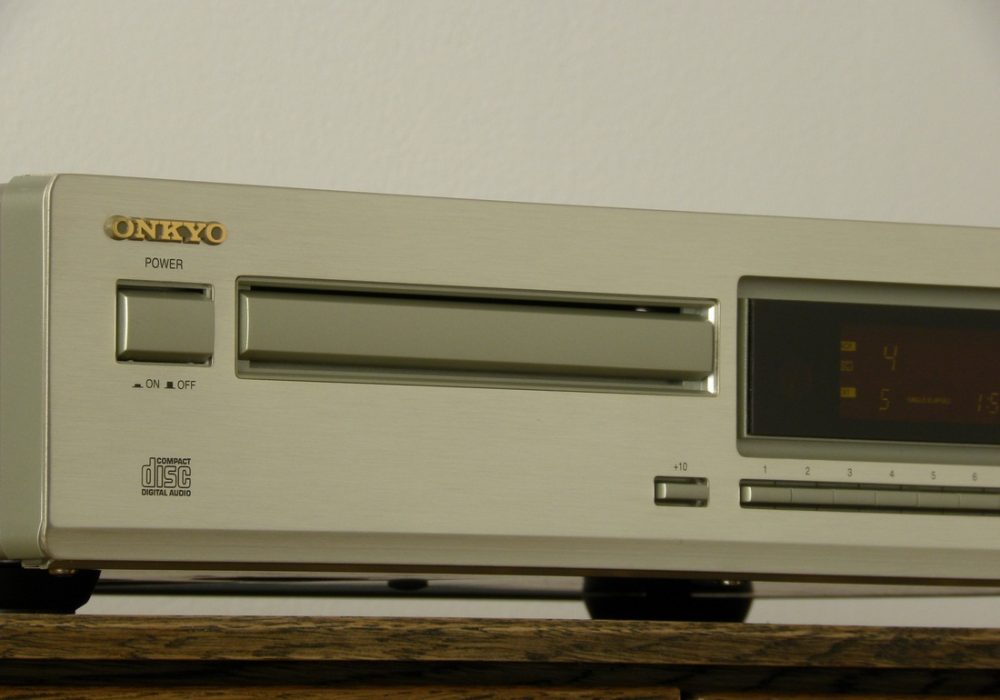 ONKYO DX-7211 CD播放机