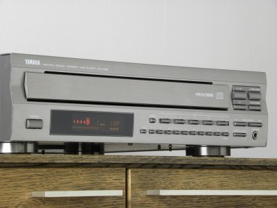 YAMAHA CDC-665 5碟连放 CD播放机