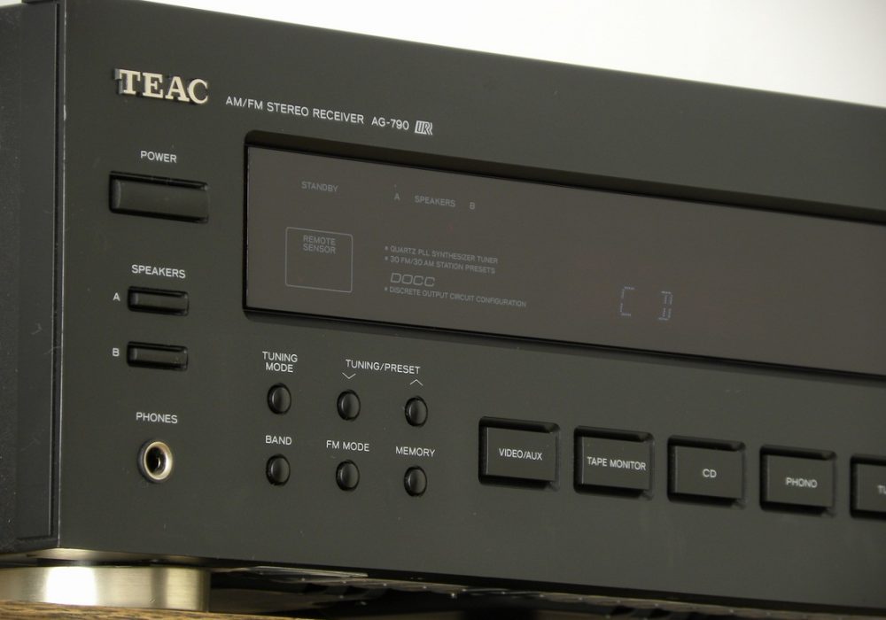 TEAC AG-790 AM/FM 收扩机