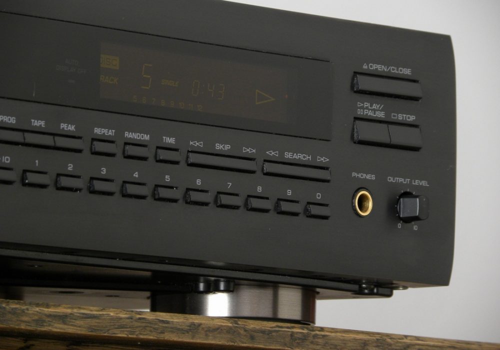 YAMAHA CDX-670 CD播放机