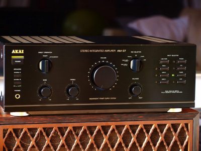 AKAI AM-37 功率放大器