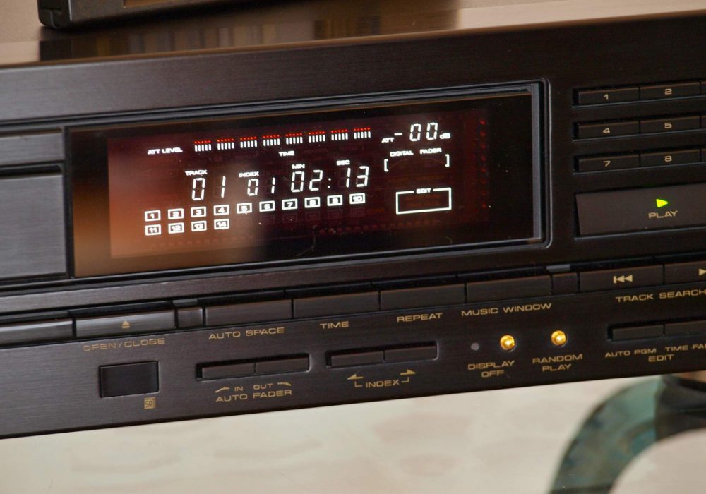 先锋 PIONEER PD-7300 CD播放机