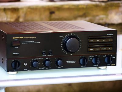 Onkyo Integra A-8670 功率放大器