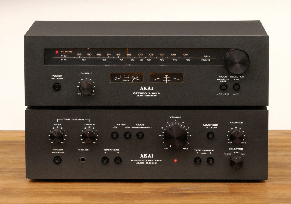 AKAI AM-2200 功率放大器 + AT-2200 收音头
