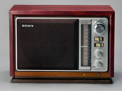 ソニートランジスターラジオ AM/FM 感度良好 昭和レトロ きれいな中古！ICF-9740