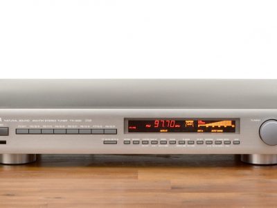 雅马哈 YAMAHA TX-930 AM/FM Tuner 收音头