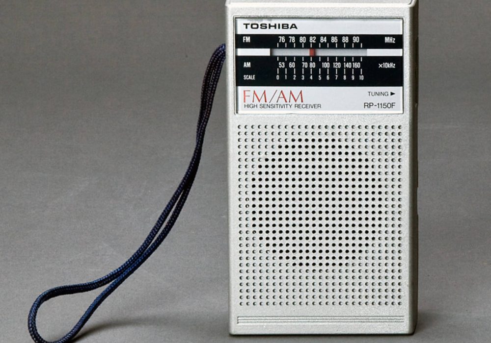 Toshiba RP-1150F FM/AM 迷你收音机