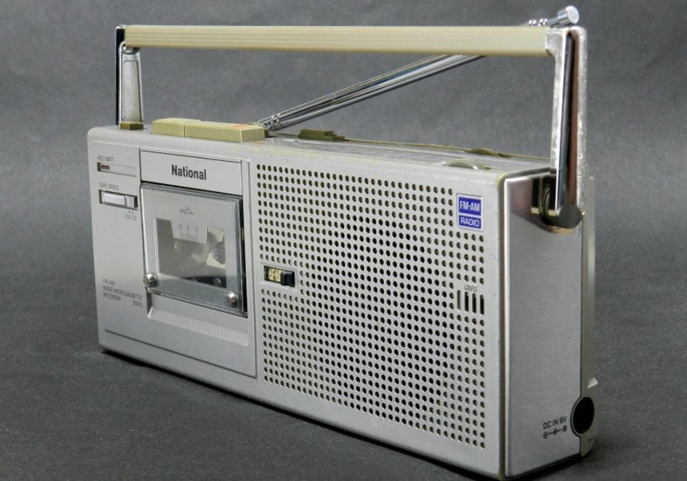 National RN-Z500 FM/AM 微型磁带收录机