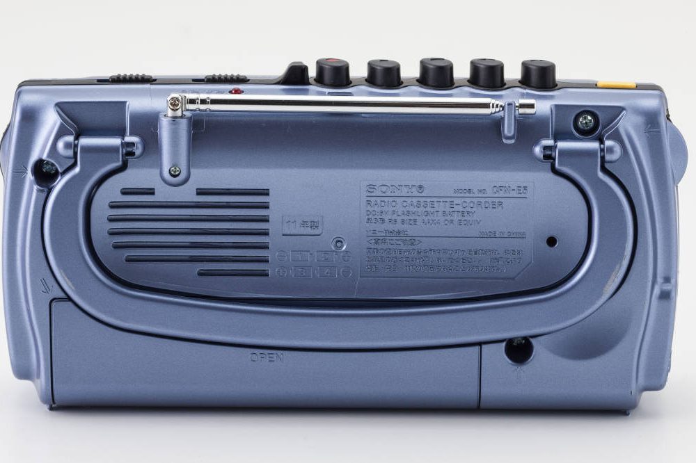 SONY CFM-E5 小型收录机