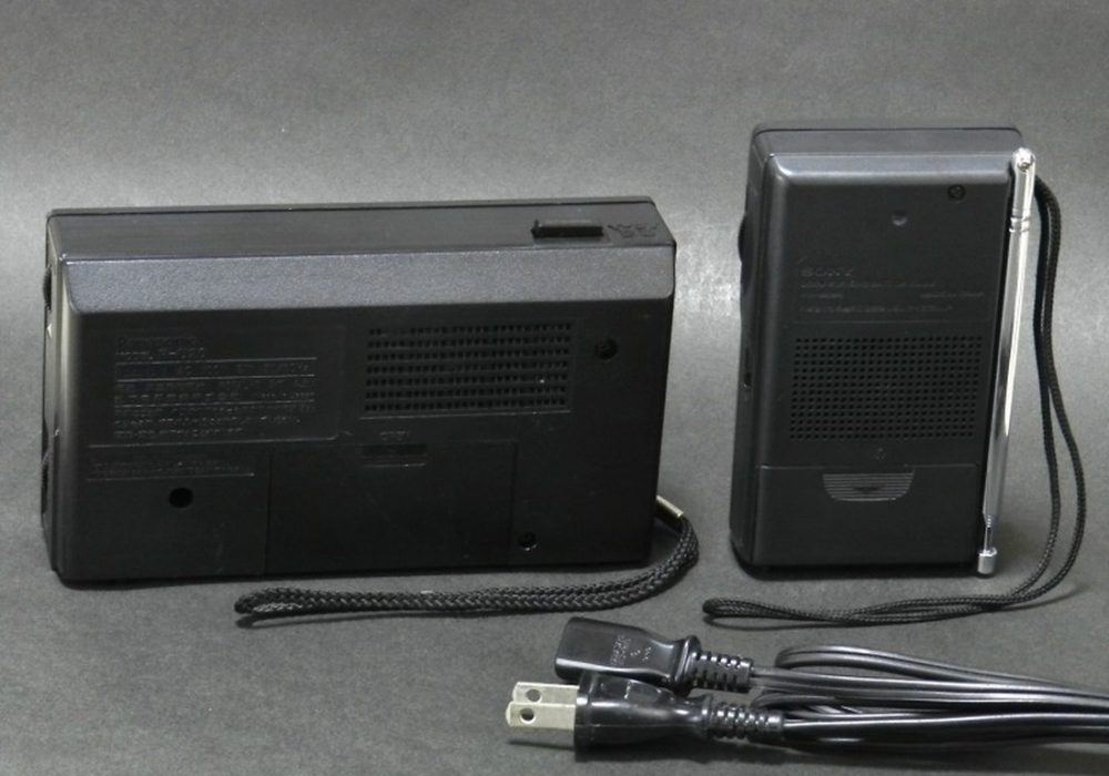 Panasonic R-U20 AM 收音机 + SONY ICF-S10 FM/AM 便携收音机