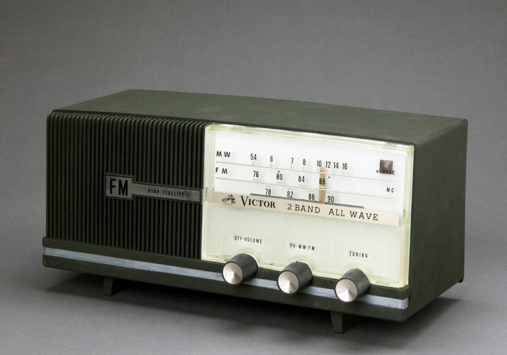 ビクター真空管ラジオ MODEL F-212 2BAND FM/MW 価値ある実用中古品！