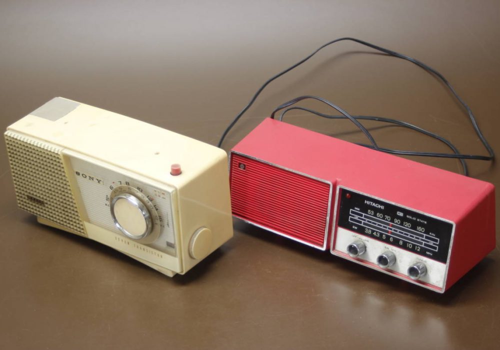 HITACHI W-542 + SONY TR-712-B 收音机