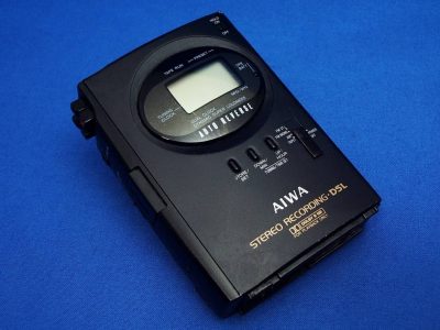 AIWA HS-J303 磁带随身听