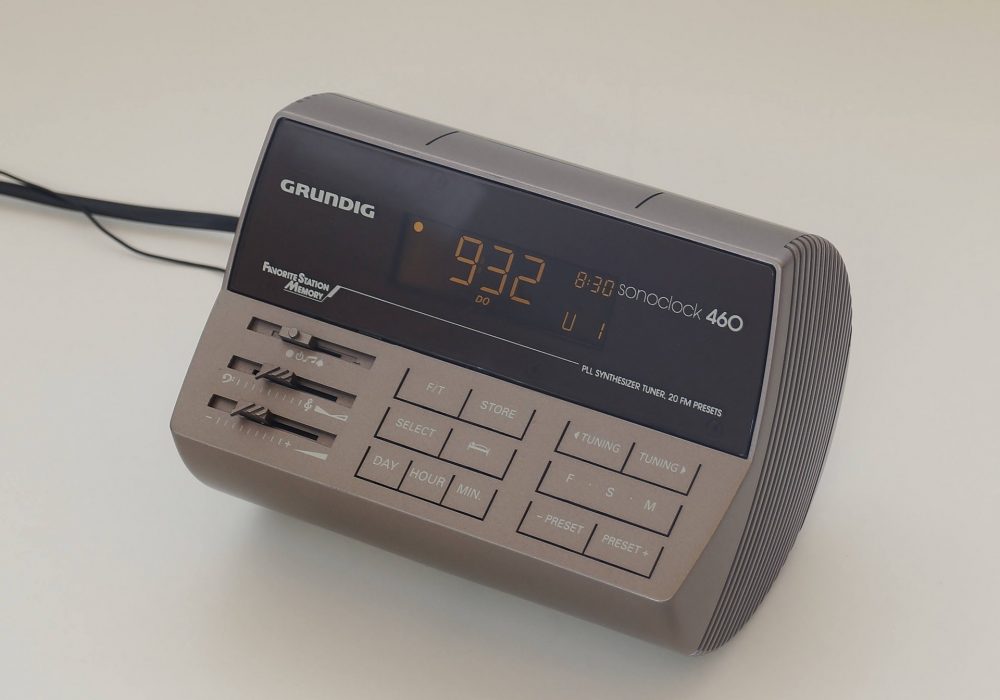 Grundig SONOCLOCK 460 钟控收音机