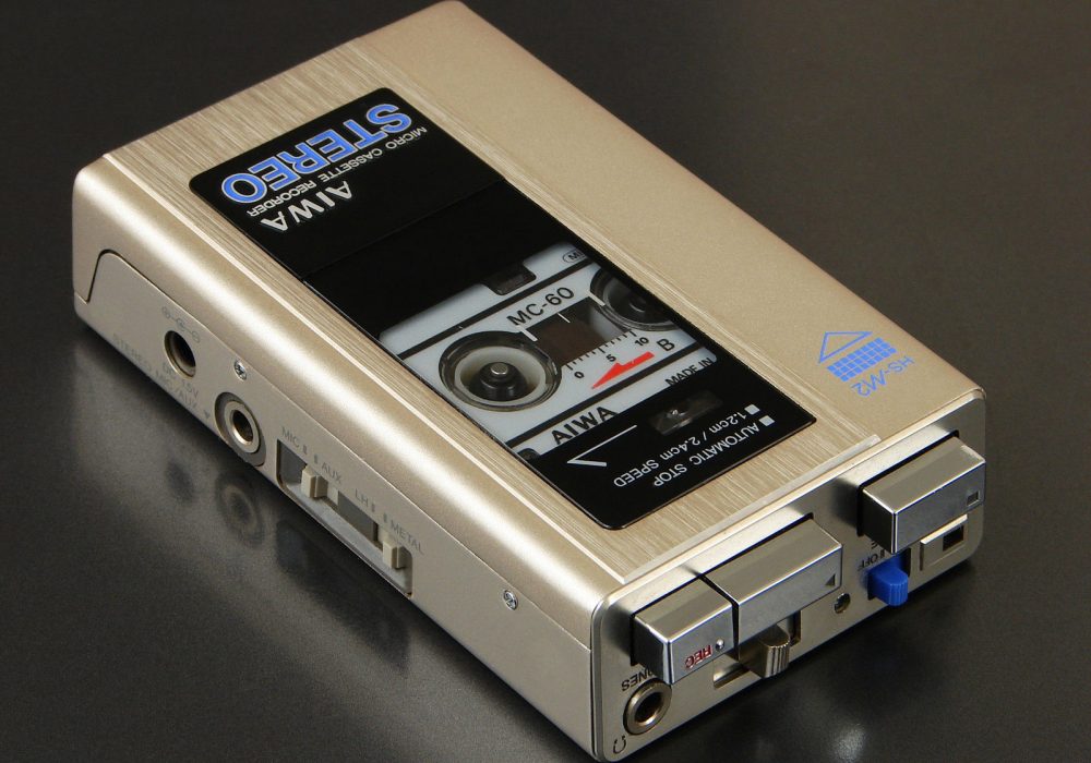 爱华 AIWA HS-M2 微型磁带录音机