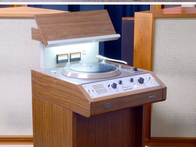 DENON DN-308F 黑胶唱机