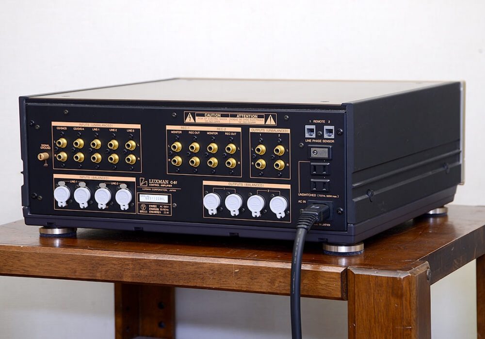LUXMAN C-8f 前级放大器