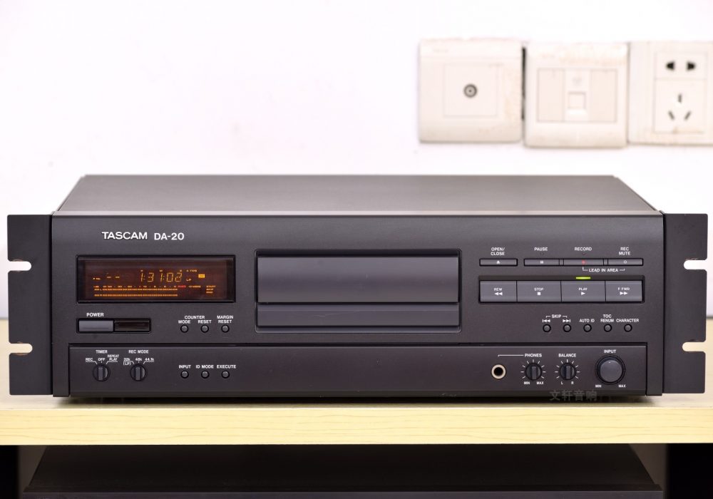 TASCAM DA-20 DAT播放机