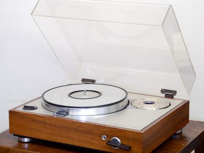 LUXMAN PD300 黑胶唱机