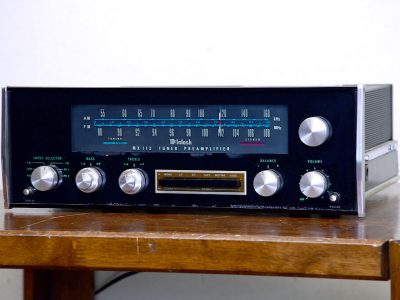 McIntosh MX112 FM/AM 前级放大器