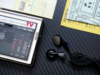 SONY WM-F30 WALKMAN 磁带随身听 + MDR-E242 耳塞