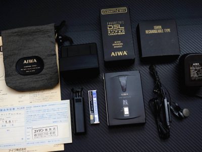 AIWA HS-PL30 磁带随身听