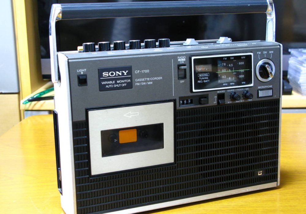 SONY CF-1700 收录机