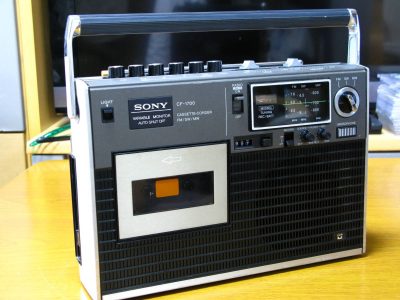 SONY CF-1700 收录机