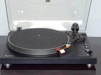 Technics SL-2000 黑胶唱机