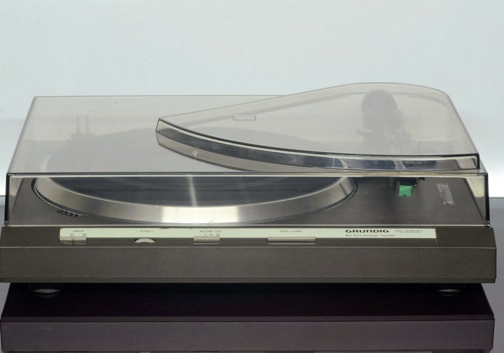 GRUNDIG PS-2500 黑胶唱机
