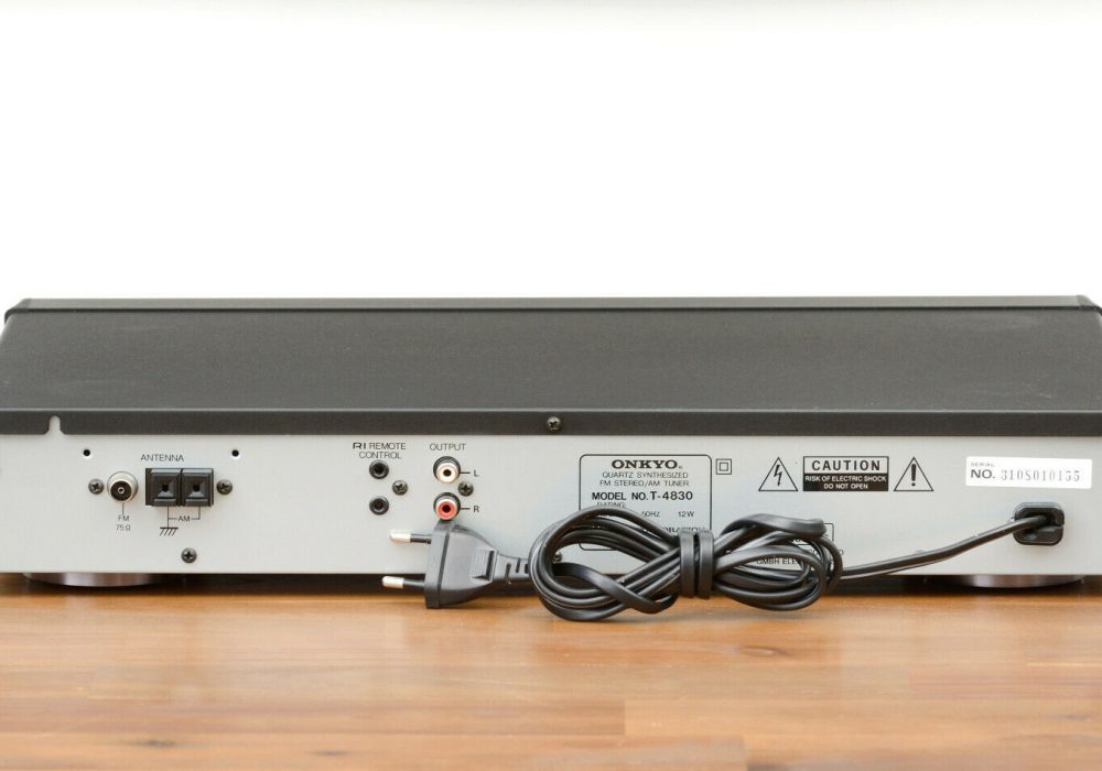 ONKYO T-4830 FM/AM Tuner 收音头