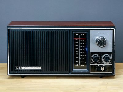 Victor FT-15 AM/FM 收音机