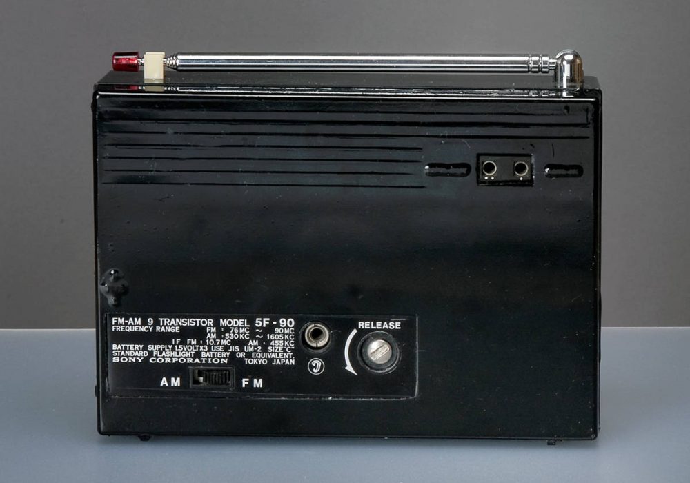 SONY 5F-90 FM/AM 便携式收音机