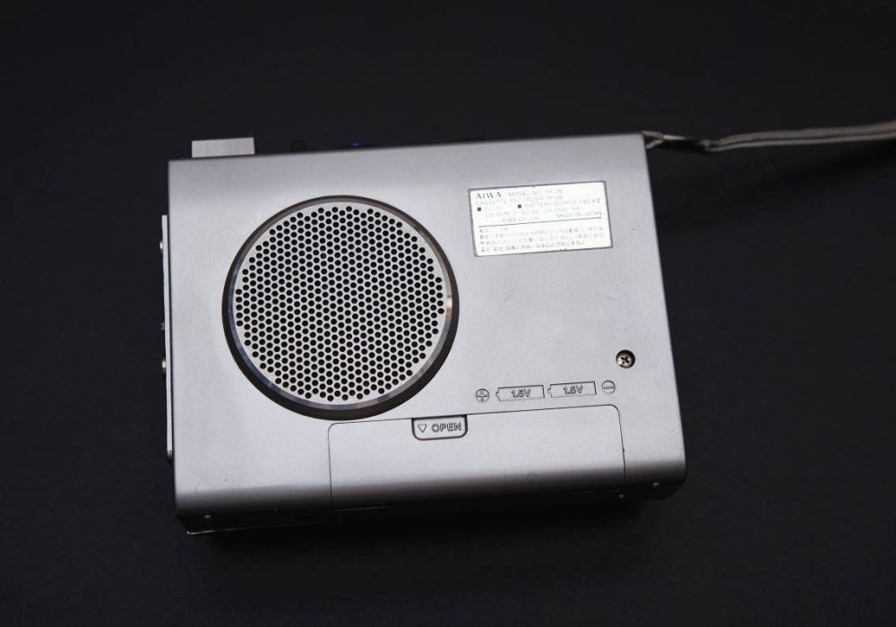 AIWA TP-26 磁带录音机