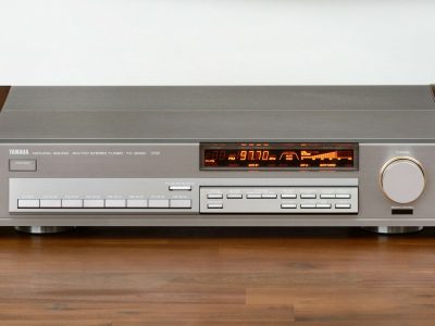 雅马哈 YAMAHA TX-2000 High-End FM/AM Tuner 收音头