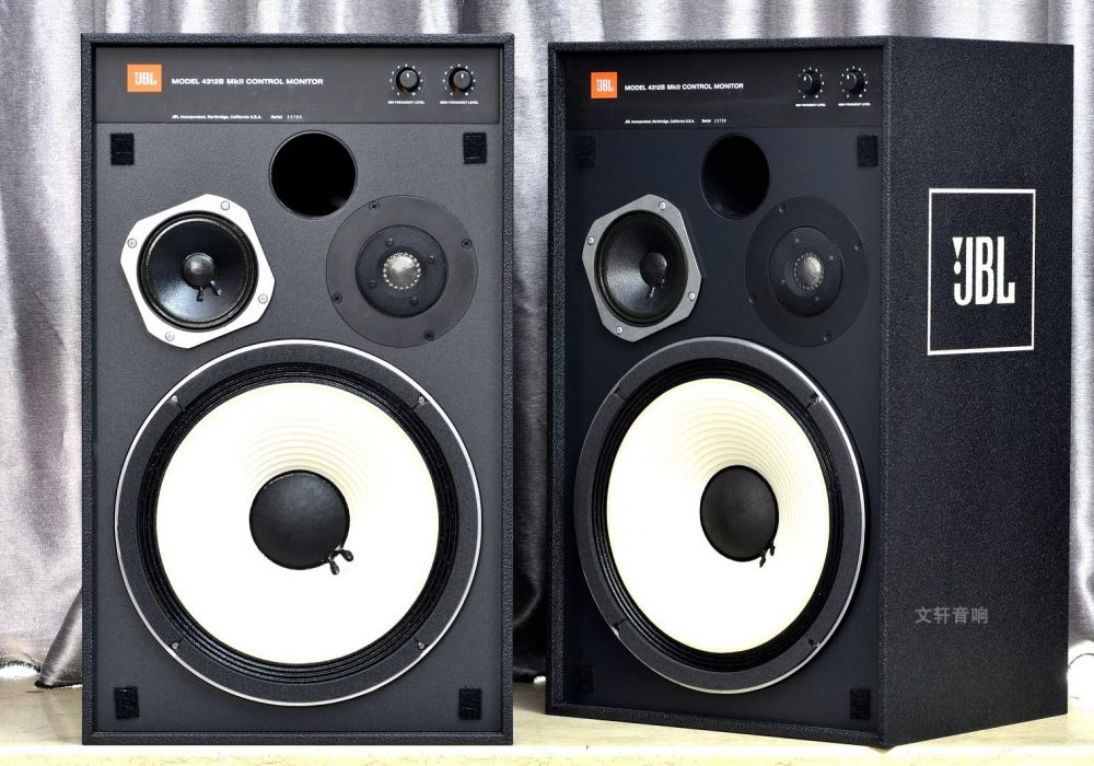 JBL 4312B 经典监听音箱