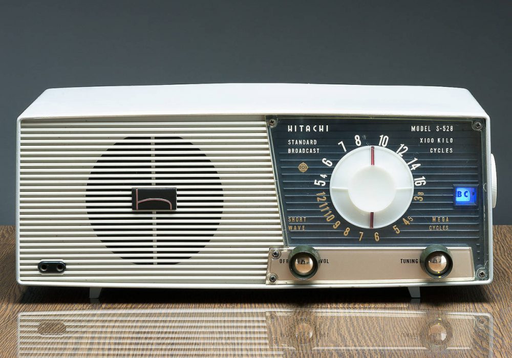 日立 HITACHI S-526 电子管收音机