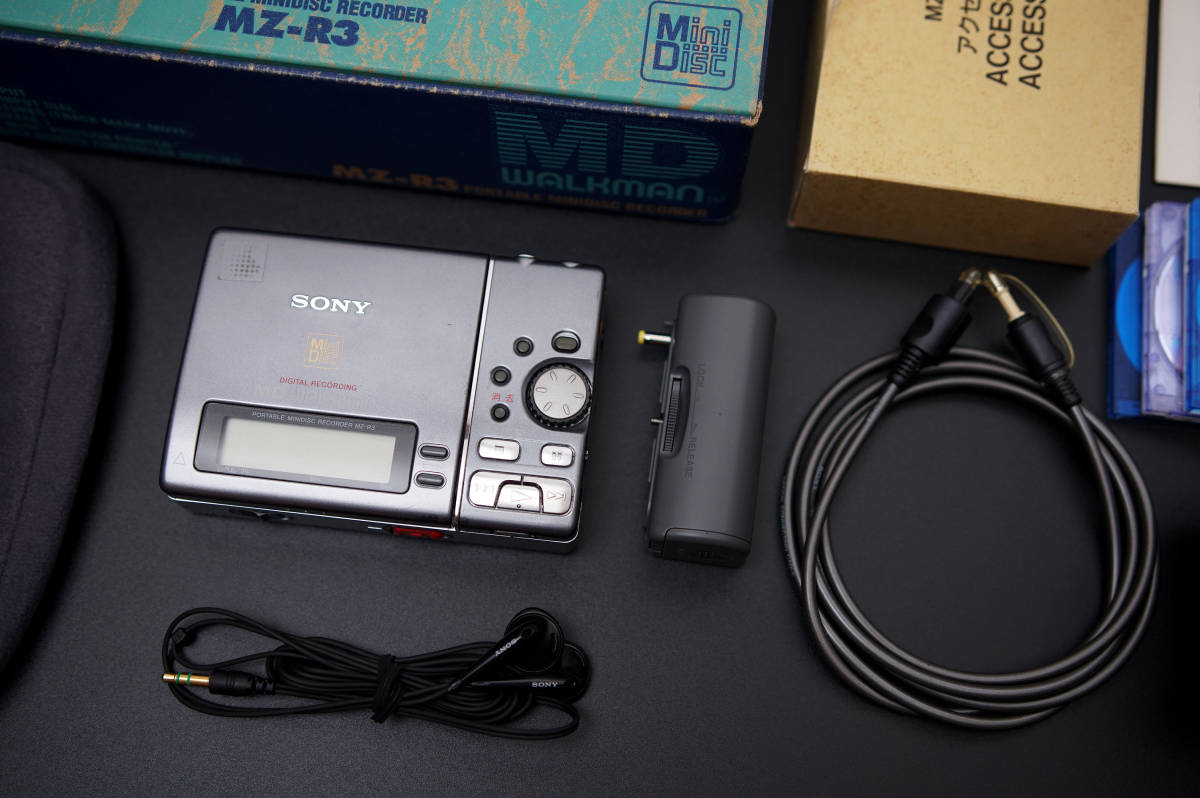SONY MZ-R3 MD WALKMAN MD随身听– Lark Club SONY MZ-R3 MD WALKMAN MD随身听– Lark Club