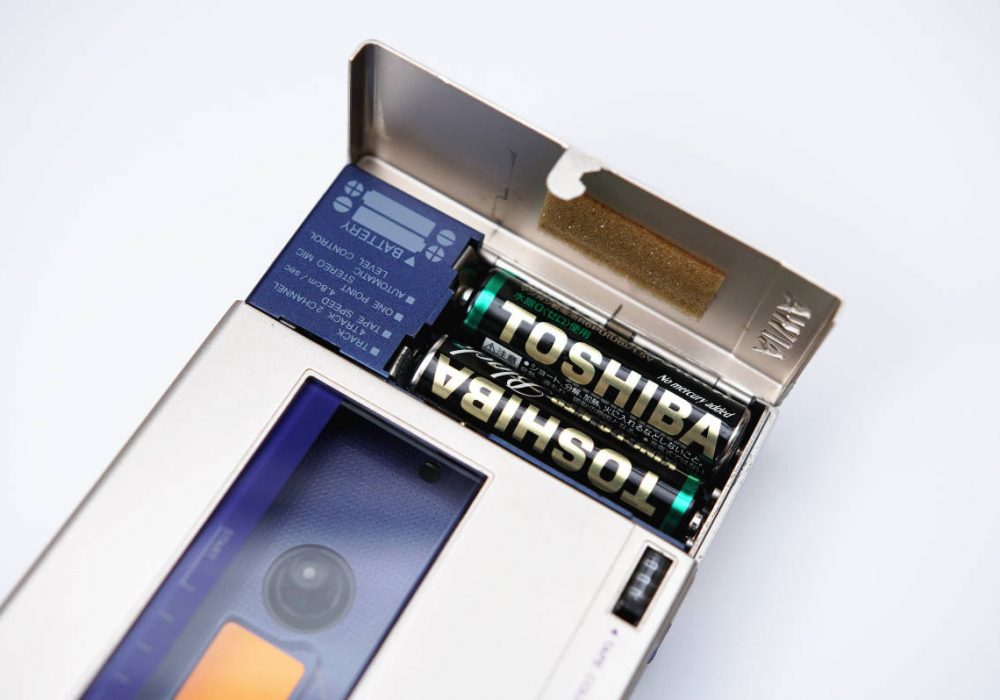 AIWA HS-F1 Cassette Boy 磁带随身听