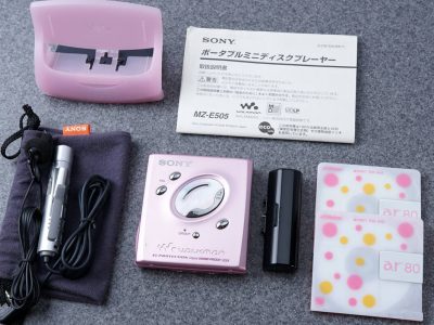 ★新品同様★ SONY ソニー WALKMAN ポータブルMDプレーヤー MZ-E505 PINK