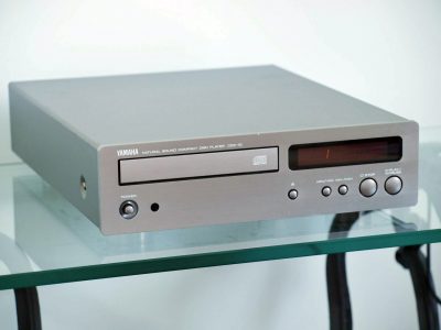 雅马哈 YAMAHA CDX-10 CD播放机