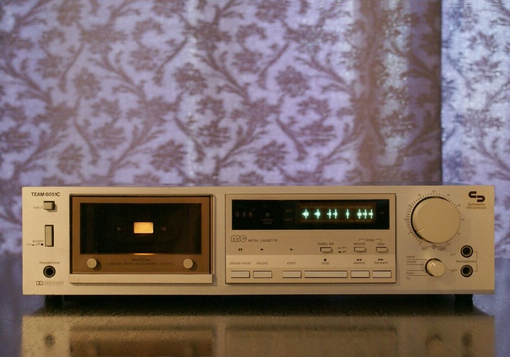 Schneider Team 6051C 卡座 (DENON DR-220)