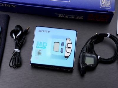 索尼 SONY MZ-E30 MD WALKMAN 便携 MD播放器 MD随身听