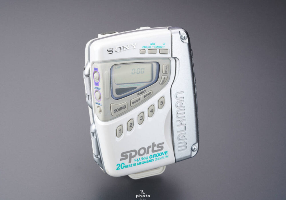 極・動作 索尼 SONY 索尼 SPORTS WALKMAN FM/AMラジオ 磁带随身听 WM-FS1 ホワイト 整備品