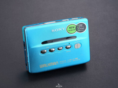 ・動作 索尼 SONY 索尼 WALKMAN 薄型高音質モデル コンデンサー改良済 磁带随身听 WM-EX555 BLUE 整備品